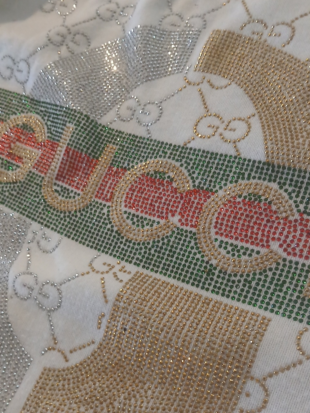 Gucci Graphic Sweater Gold Silver Red Green Embellishments - Picture 8 of 8